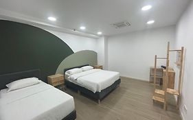 Liwan, Baysuite By Ayuhouz